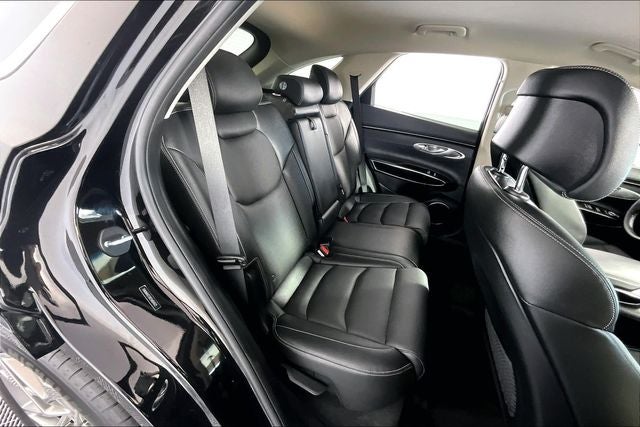 2025 Genesis GV70 2.5T