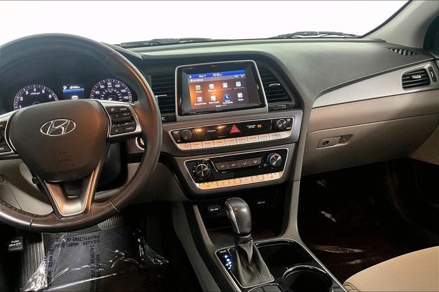 2018 Hyundai SONATA SEL