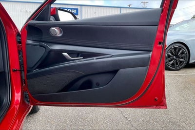 2021 Hyundai ELANTRA SEL