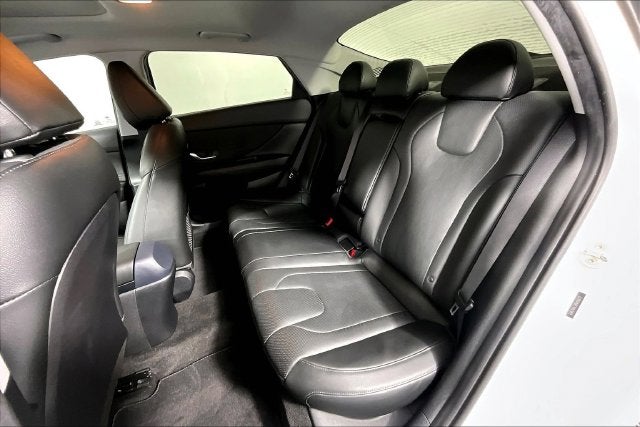 2022 Hyundai ELANTRA Limited