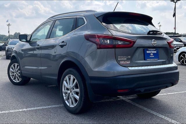 2022 Nissan Rogue Sport SV