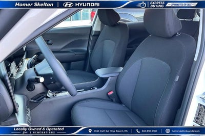 2027 Hyundai KONA SE