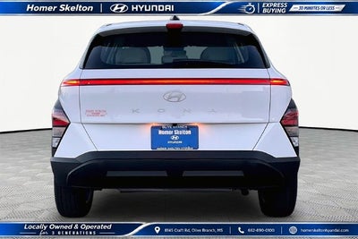 2027 Hyundai KONA SE