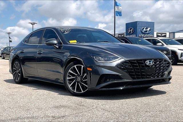 2021 Hyundai SONATA Limited