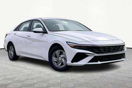 2026 Hyundai ELANTRA SE