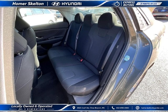 2026 Hyundai ELANTRA SE