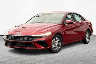 2026 Hyundai ELANTRA SE