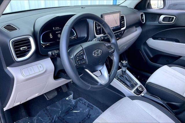 2024 Hyundai VENUE SEL