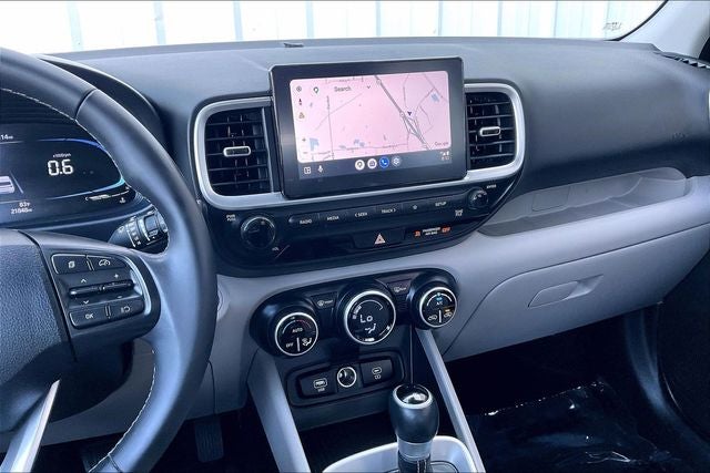 2024 Hyundai VENUE SEL