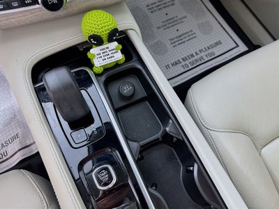 2024 Volvo XC90 B6 Plus Bright Theme