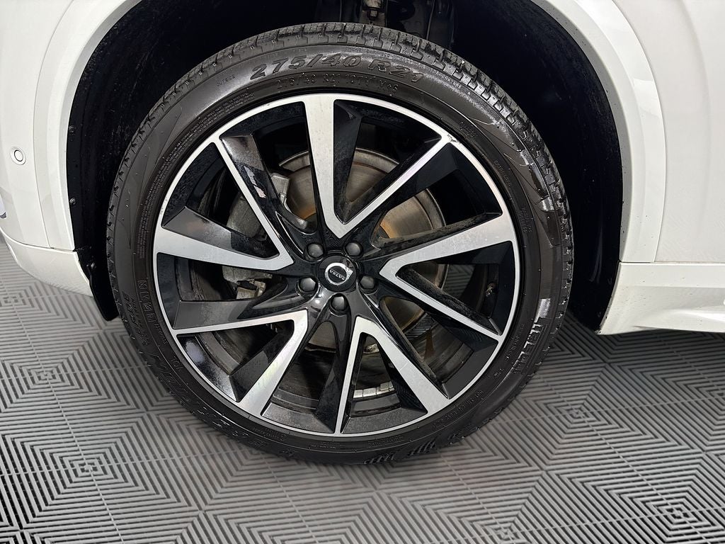 2024 Volvo XC90 B6 Plus Bright Theme