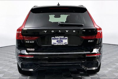 2024 Volvo XC60 B5 Plus Dark Theme