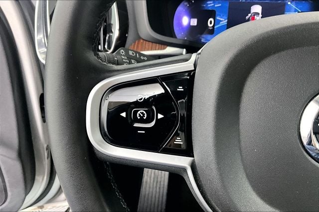 2025 Volvo V60 Cross Country B5 Plus