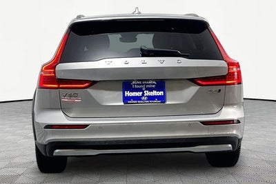 2025 Volvo V60 Cross Country B5 Plus