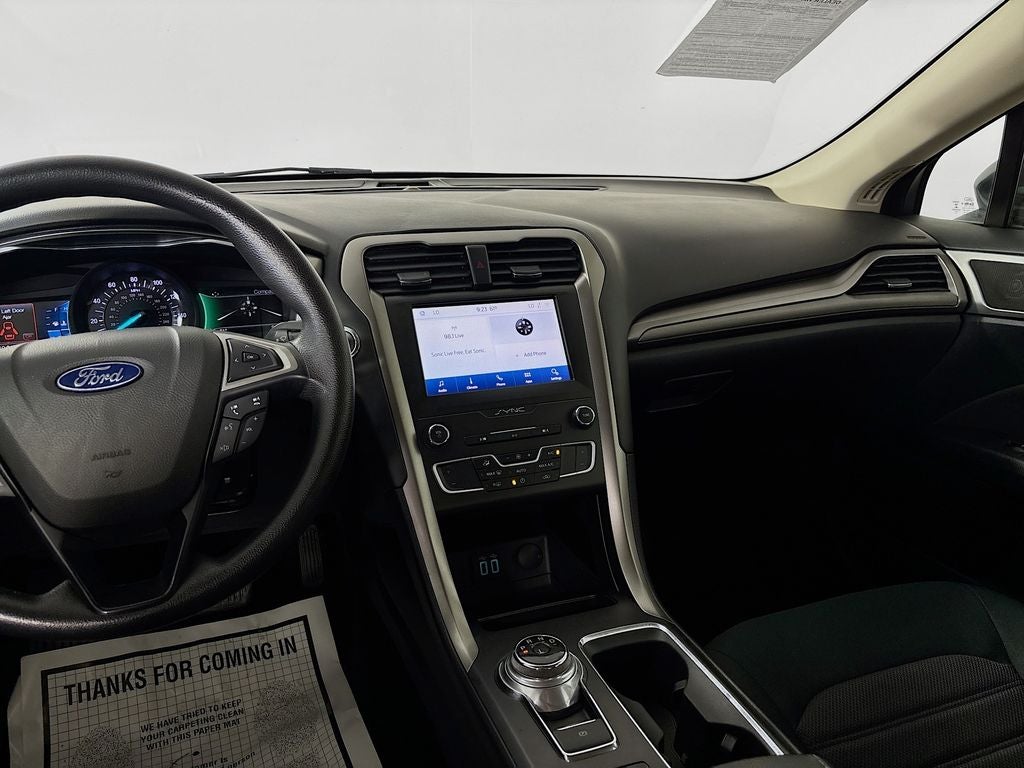 2020 Ford Fusion SE