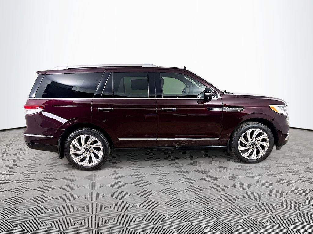 2023 Lincoln Navigator Reserve