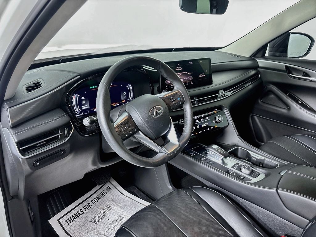 2023 INFINITI QX60 LUXE