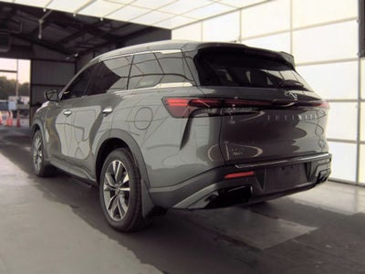 2023 INFINITI QX60 LUXE