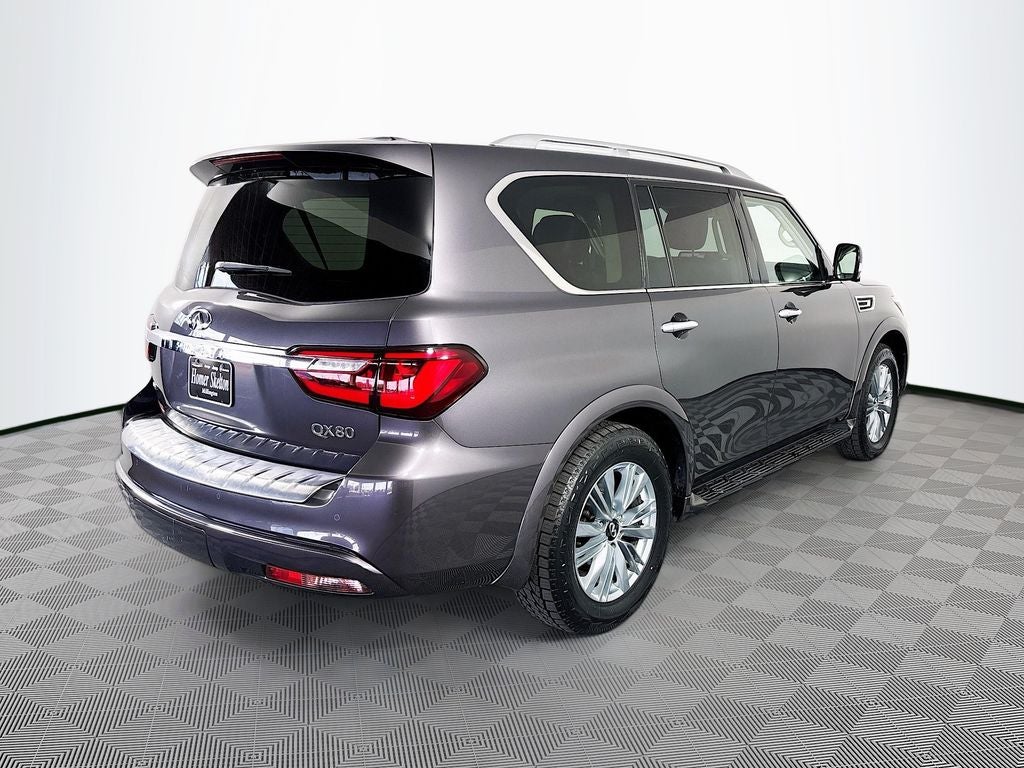 2024 INFINITI QX80 LUXE